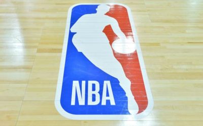 NBA ROUNDUP: WARRIORS BULLDOZE BUCKS